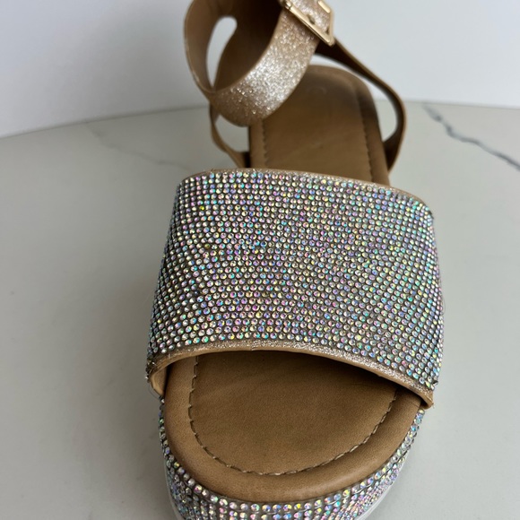 All Over Rhinestone Platform Sandals - Picture 14 of 16